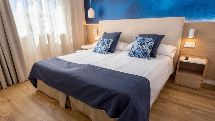 Suite de 2 dormitorios Parque Nereida Suites Hotel Cala Ratjada Suite de 2 dormitorios Parque Nereida Suites Hotel Cala Ratjada